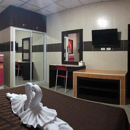 D5 Hotel สาขา มาบโป่ง Chonburi Exterior foto
