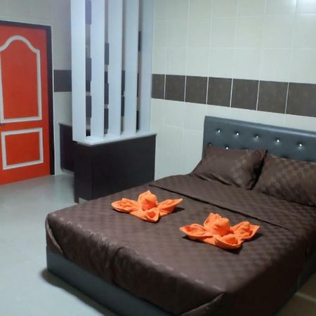 D5 Hotel สาขา มาบโป่ง Chonburi Exterior foto